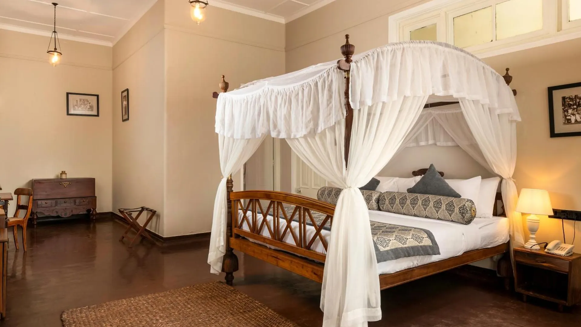 Castle Hill Bungalow Kandy Hotel