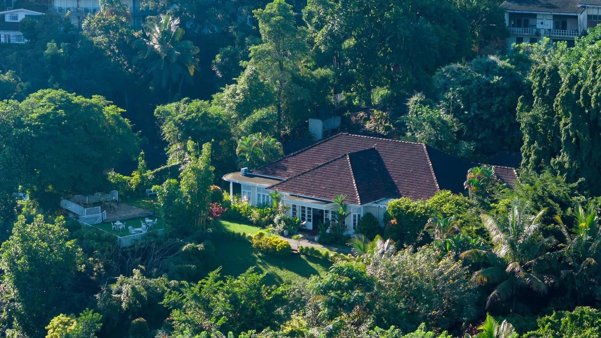 Castle Hill Bungalow Kandy Sri Lanka